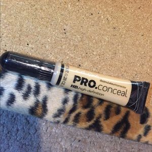 Nip yellow corrector pro concealer